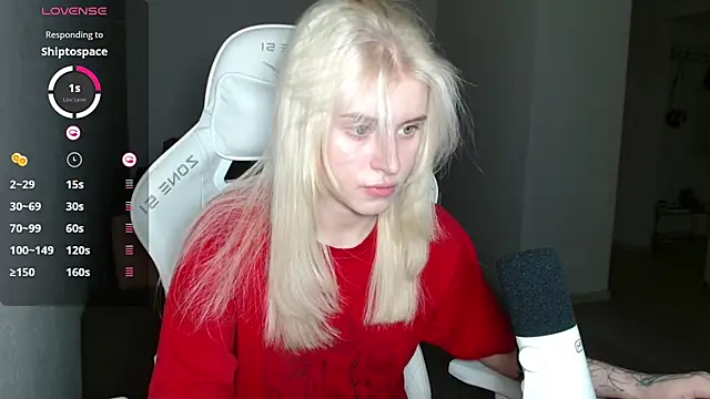 LizaKisses online show from 09-22-25, 11:49