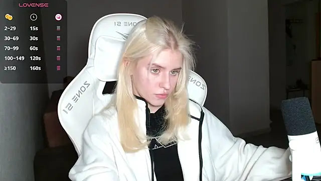 LizaKisses online show from 10-02-25, 03:15