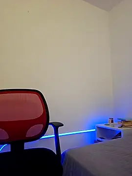 VictoriaEvaans  online show from 10-18-25, 10:12