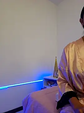 VictoriaEvaans  online show from 12-04-25, 09:58