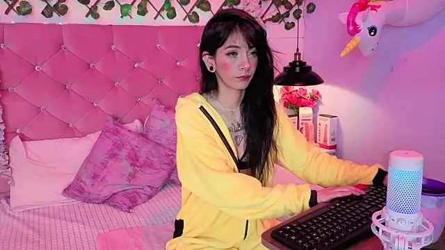 lauren evans96 online show from 04-08-26, 02:57