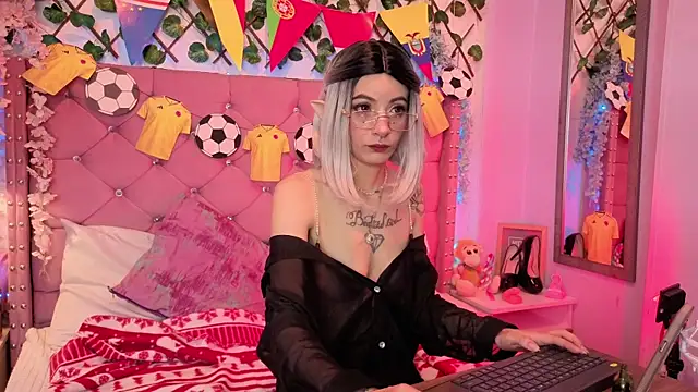 lauren evans96 online show from 07-03-26, 04:08