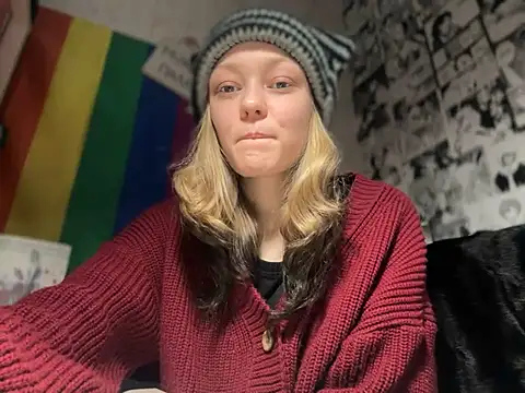 Midnight Mystery online show from 12-25-24, 08:29