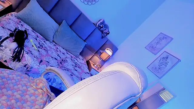 delilah fix online show from 09-12-25, 01:44