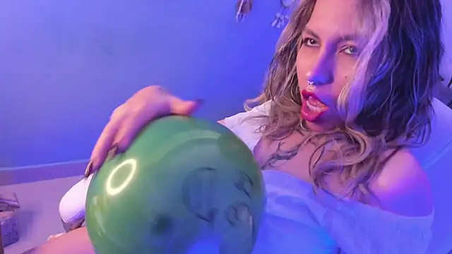 delilah fix online show from 09-22-25, 08:04