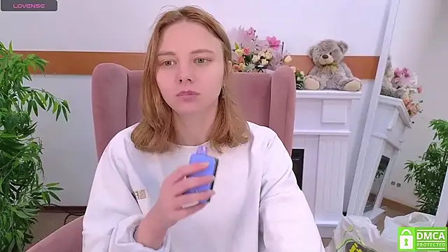 MirraBellanta online show from 10-12-25, 08:54