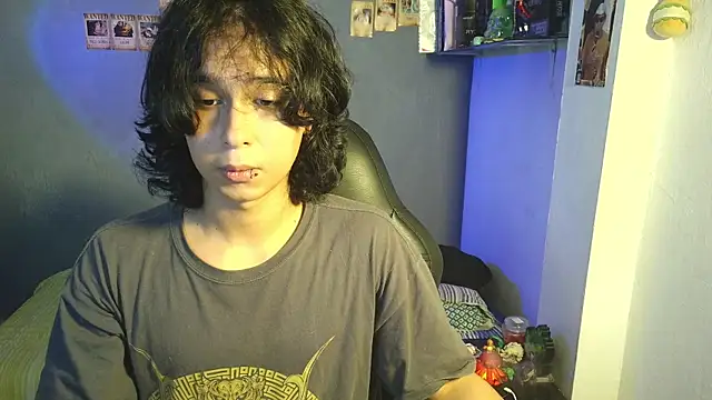 Snapshot of kairozz chatting on 03-18-25, 01:13 kairozz online show from 03-18-25, 01:13