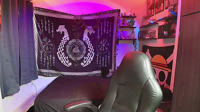 Snapshot of kairozz chatting on 10-03-25, 06:53 kairozz online show from 10-03-25, 06:53