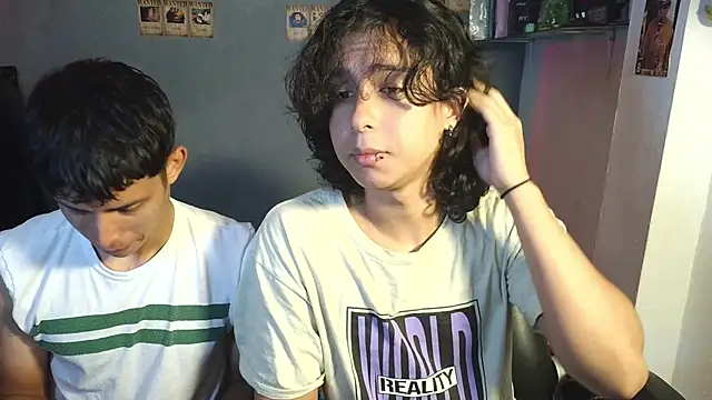 Snapshot of kairozz chatting on 03-21-25, 12:28 kairozz online show from 03-21-25, 12:28