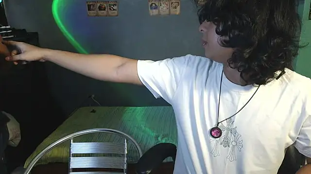 Snapshot of kairozz chatting on 03-20-25, 01:26 kairozz online show from 03-20-25, 01:26