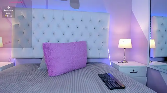 Nicol Betancur online show from 12-03-25, 06:25