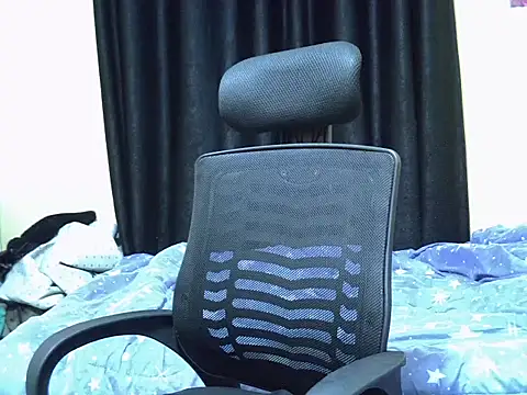 Horny-slut  online show from 01-16-26, 03:54