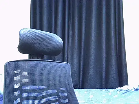 Horny-slut  online show from 11-17-25, 04:33