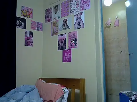 Horny-slut  online show from 12-15-25, 07:31