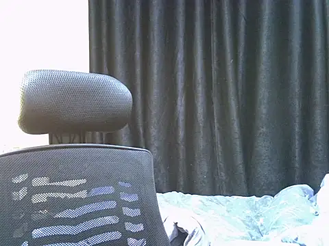 Horny-slut  online show from 10-12-25, 03:19