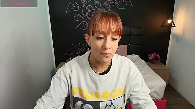 NatashaMason  online show from 10-22-25, 11:42