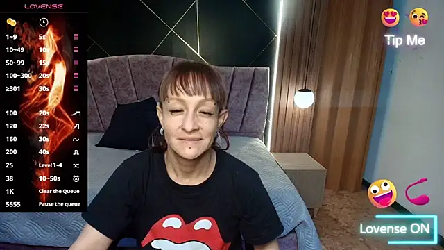 Snapshot of NatashaMason_ chatting on 06-10-26, 07:37 NatashaMason online show from 06-10-26, 07:37