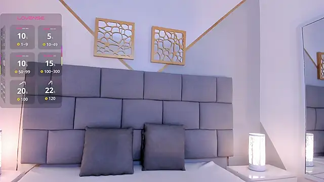 Snapshot of RenataJhonson_ chatting on 11-14-25, 04:38 RenataJhonson online show from 11-14-25, 04:38