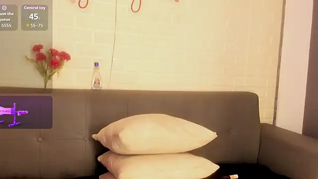 karina gomez 18 online show from 10-05-25, 11:34