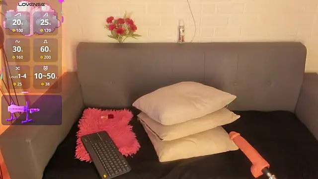 karina gomez 18 online show from 09-20-25, 11:48