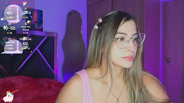 Snapshot of Issabela_G1 chatting on 12-16-25, 02:49 Issabela G1 online show from 12-16-25, 02:49