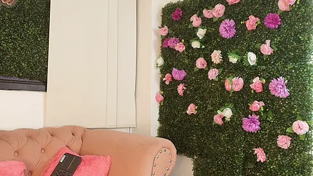 julieta aguilar1 online show from 04-16-26, 09:39