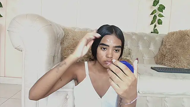 julieta aguilar1 online show from 11-23-25, 07:02