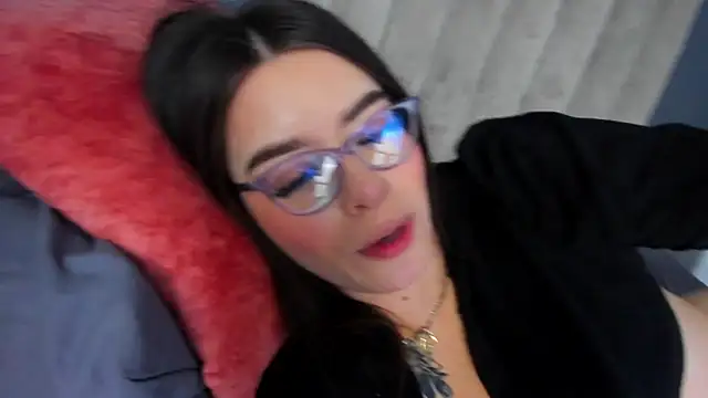 Charlotte Olsen  online show from 12-05-24, 10:39