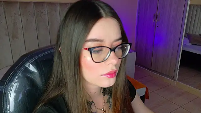 Snapshot of Charlotte_Olsen_ chatting on 06-03-26, 08:35 Charlotte Olsen online show from 06-03-26, 08:35