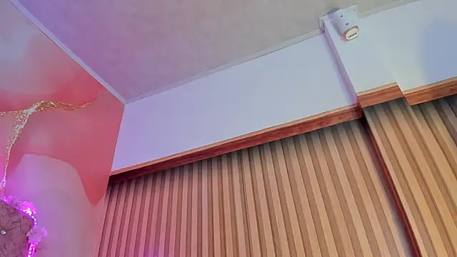 Bella  sweet online show from 03-04-25, 07:01