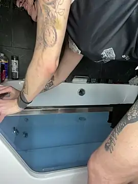 Snapshot of Luluof chatting on 02-17-25, 12:38 Luluof online show from 02-17-25, 12:38