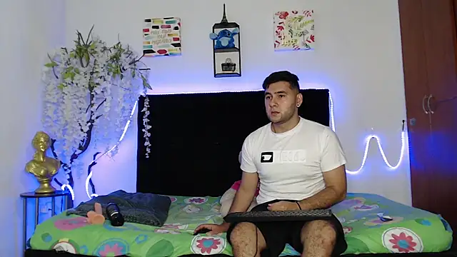 Valerio 22 online show from 01-18-25, 01:19