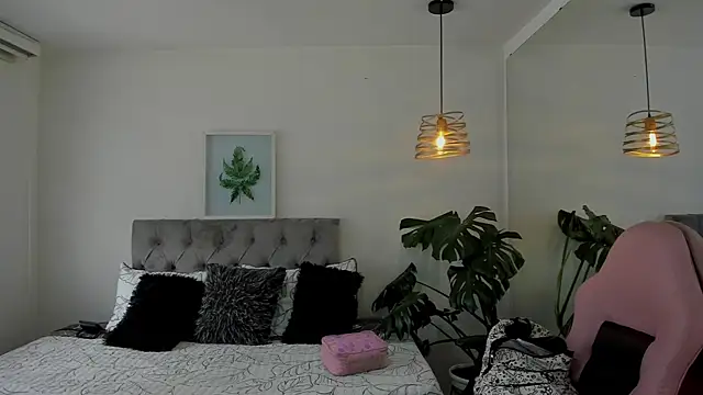 Nami sunny online show from 12-02-25, 05:58