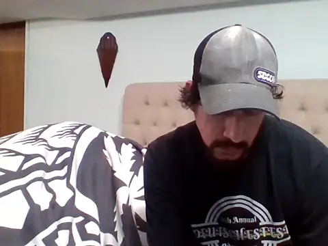 Snapshot of Curved4Pleasure chatting on 03-04-25, 09:51 Curved4Pleasure online show from 03-04-25, 09:51