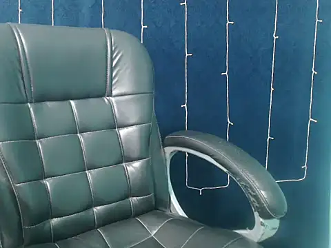 Yashi online show from 11-10-25, 03:06