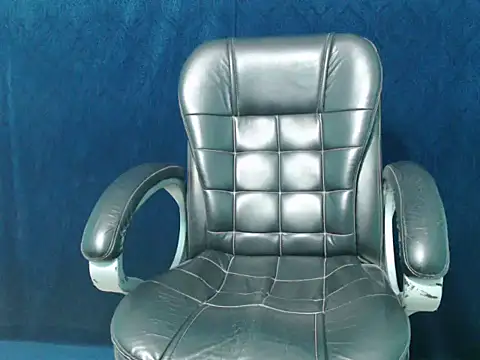 Yashi online show from 10-27-25, 08:43