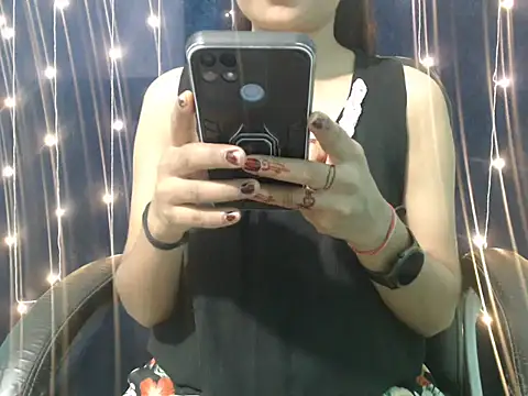 Yashi online show from 10-30-25, 09:51