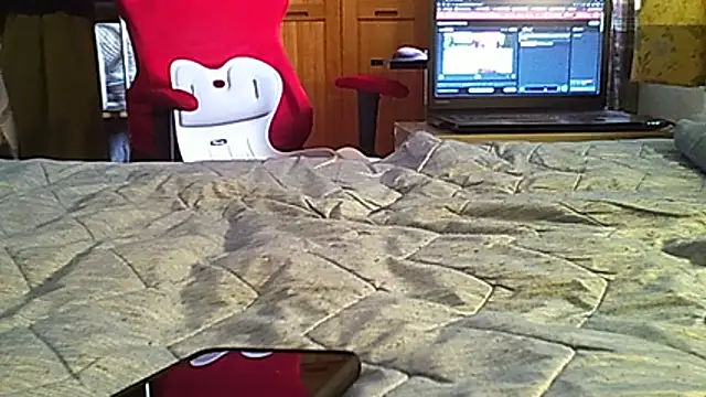 Snapshot of qoooqing67 chatting on 03-04-26, 06:21 qoooqing67 online show from 03-04-26, 06:21