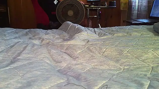 Snapshot of qoooqing67 chatting on 11-06-25, 06:17 qoooqing67 online show from 11-06-25, 06:17