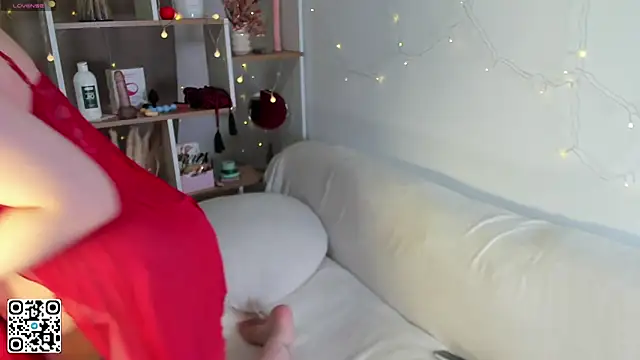 Lif love online show from 12-17-25, 03:06