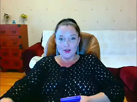 Snapshot of Alice3694 chatting on 09-17-25, 06:15 Alice3694 online show from 09-17-25, 06:15