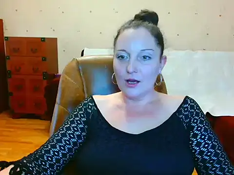 Snapshot of Alice3694 chatting on 02-01-25, 11:10 Alice3694 online show from 02-01-25, 11:10