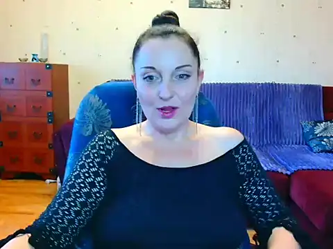 Alice3694 online show from 03-01-26, 06:57