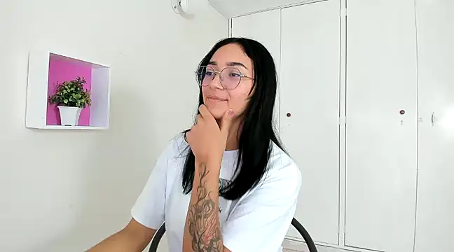 ASIAM BRUNET online show from 01-11-25, 04:14