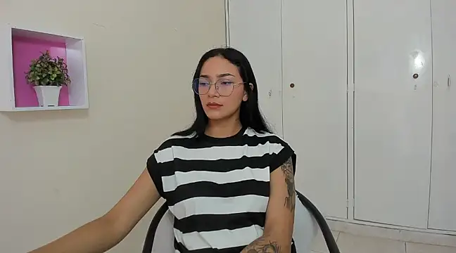 ASIAM BRUNET online show from 02-26-25, 01:00