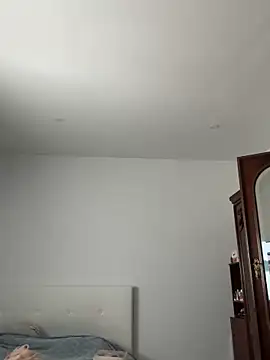 Snapshot of julialupato1606 chatting on 02-28-26, 12:27 julialupato1606 online show from 02-28-26, 12:27