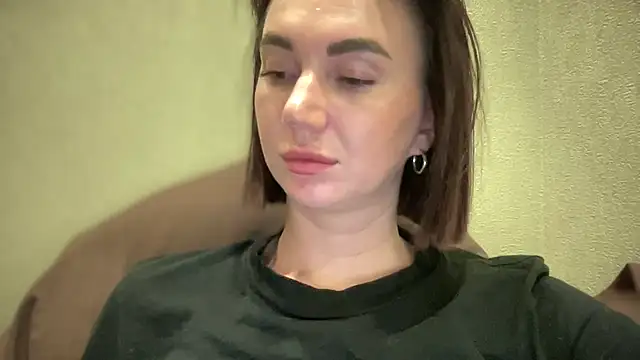 Snapshot of EvilDemon94 chatting on 10-14-25, 05:13 EvilDemon94 online show from 10-14-25, 05:13