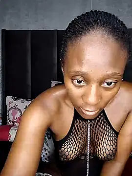 Snapshot of Lucy_Blacksilk chatting on 02-01-26, 09:51 Lucy Blacksilk online show from 02-01-26, 09:51