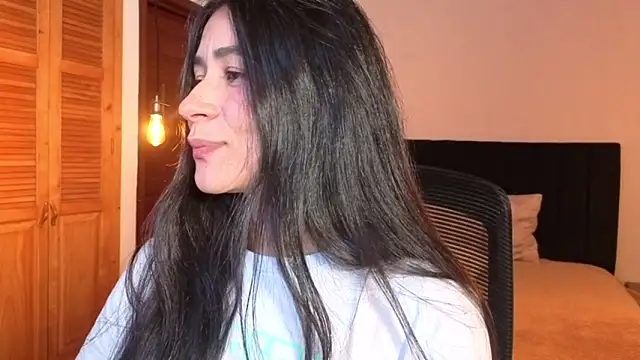 ChloeTurner  online show from 04-03-26, 01:17