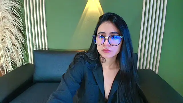 Snapshot of ChloeTurner_ chatting on 10-13-25, 03:13 ChloeTurner online show from 10-13-25, 03:13